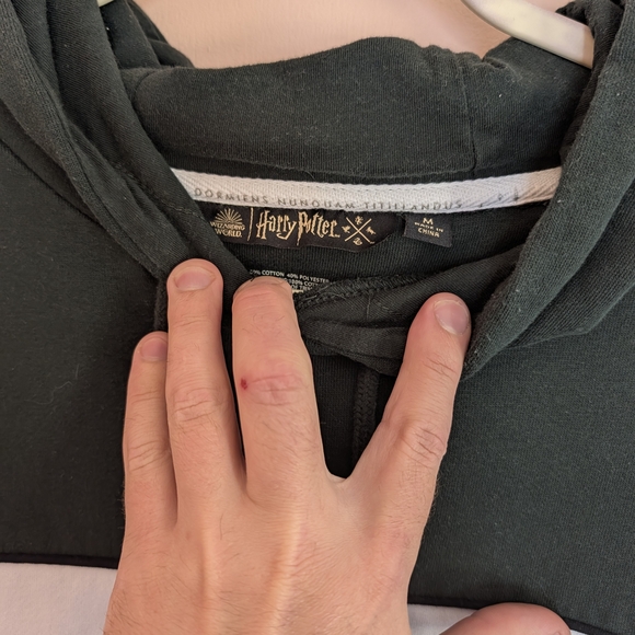 Colorblock Hooded Sweatshirt - Black/White/Gray - Picture 5 of 6